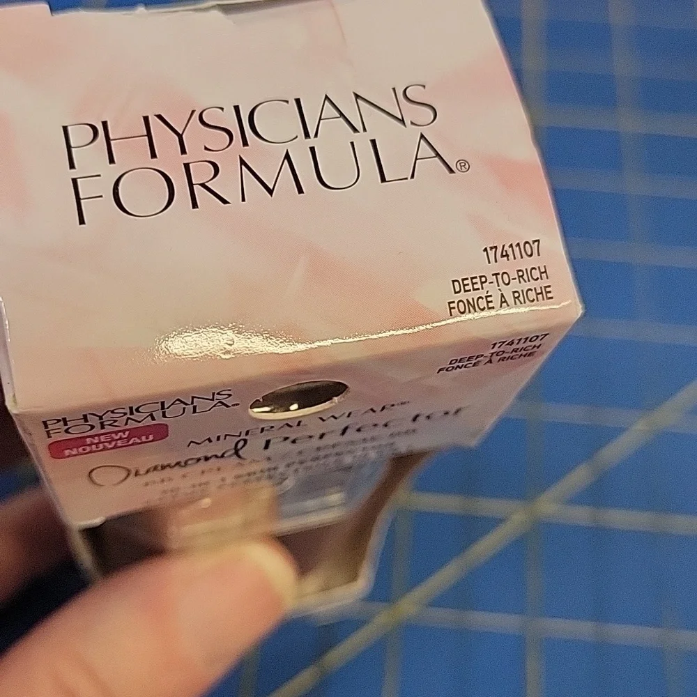 Physicians Formula Mineral Wear Diamond Perfector BB Cream Deep To Rich New Box